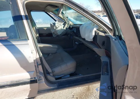 1999 Buick Lesabre Custom z USA, uszkodzony, nr VIN 1G4HP52K0XH441905